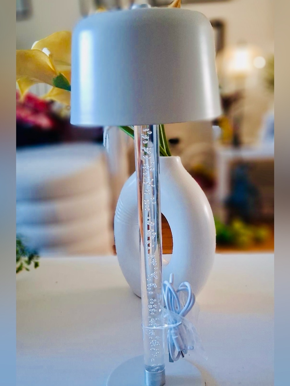 WHITE LUCITE BASE RECHARGEABLE LAMP 13” TALL EXC CONDITION